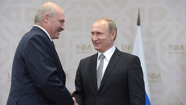 Ο Λουκασένκο έφτασε στη Ρωσία για συνομιλίες με τον Πούτιν